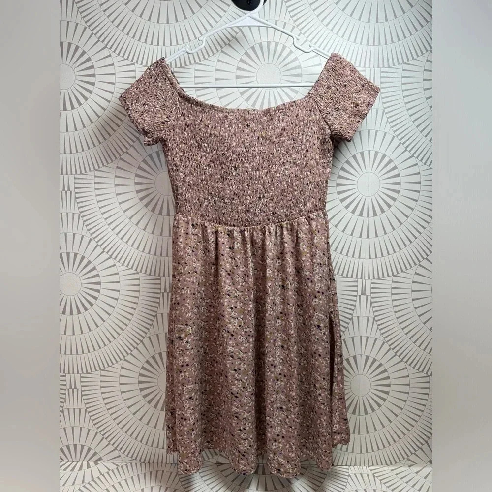 Simplee Off Shoulder Shirred Bodice Ditsy Floral Dress Large